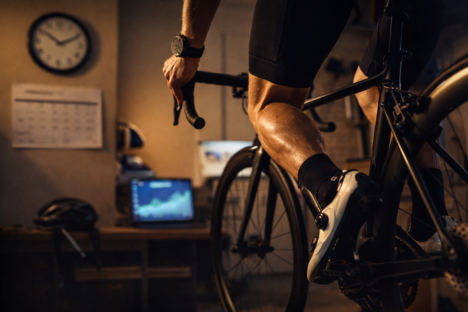 Time-crunched cycling training: how to get faster with 3–8 hours a week